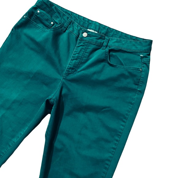 Jaclyn Smith Collection Classic Capris , Women Capris , Classic Women Capris - Picture 4 of 9